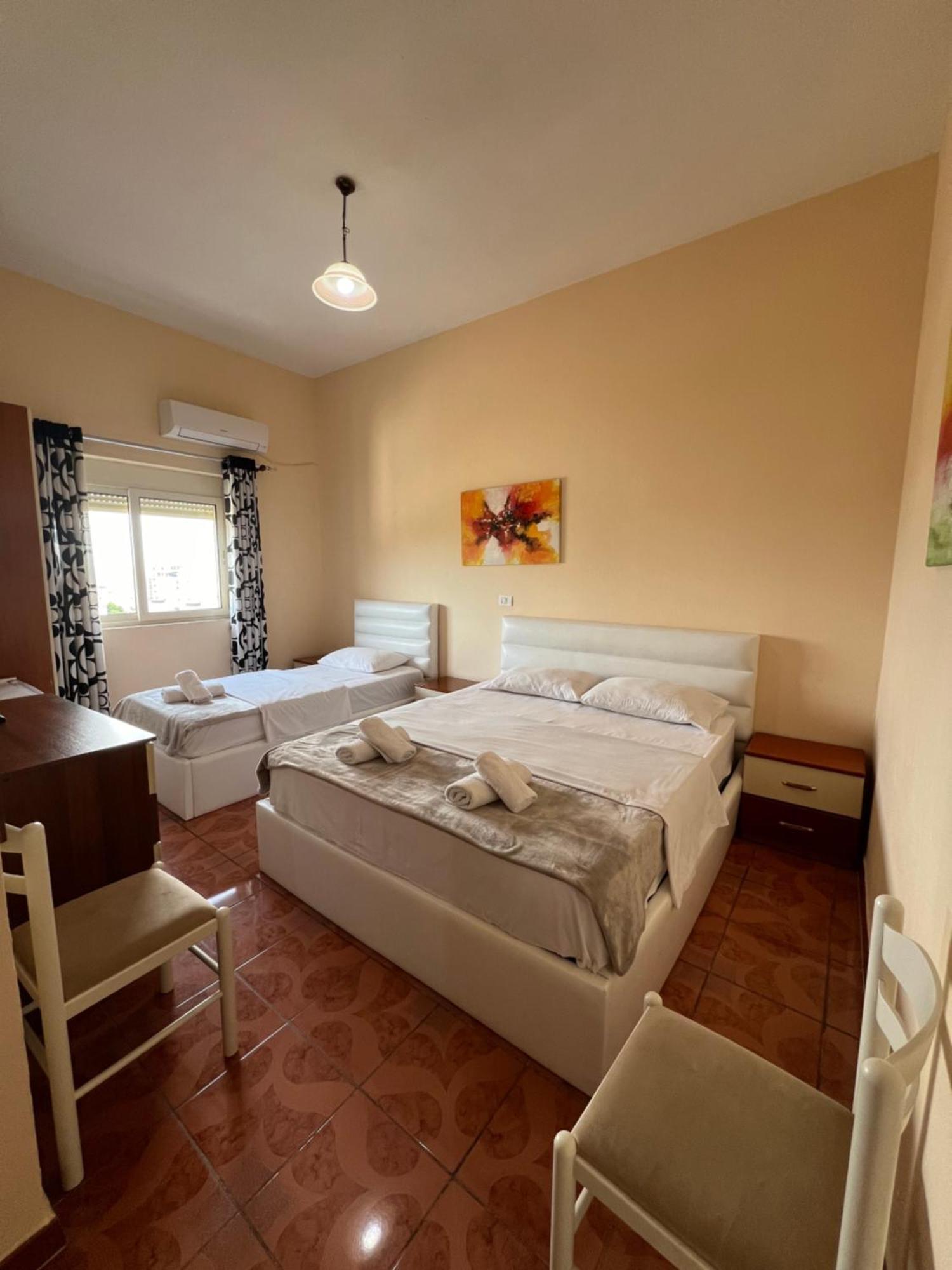 Vila 3 Rooms Durres Luaran gambar